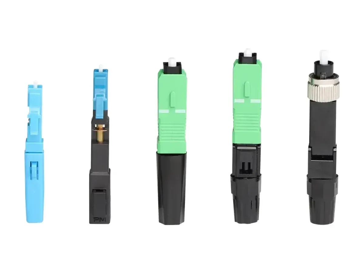 Famille de connecteurs rapides installables sur site DYS aux formats LC, SC et FC