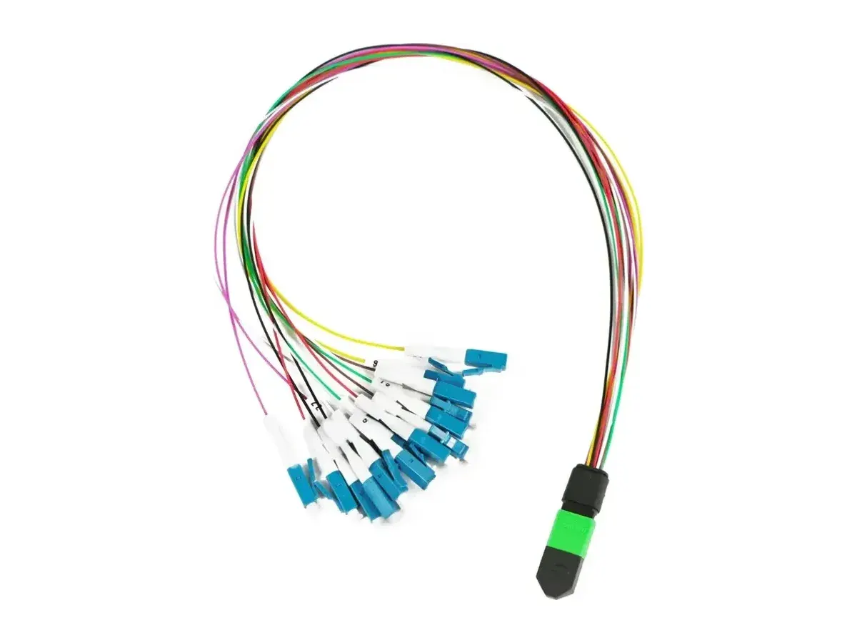 DYS MTP APC-auf-LC 24-fasriges 0.9 mm Fan-out-Patchkabel
